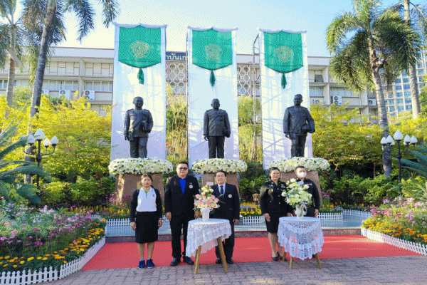 สมาคมสื่อมวลชนเกษตรแห่งประเทศไทย ร่วมพิธีวางแจกันดอกไม้ ณ อนุสาวรีย์สามบูรพาจารย์ ม.เกษตรศาสตร์