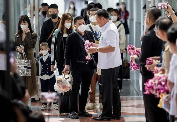 จีนอนุมัติให้บริษัททัวร์จีน จัดเที่ยวต่างประเทศแบบหมู่คณะได้อีกครั้ง ใน 20 ประเทศนำร่อง รวมทั้งไทย