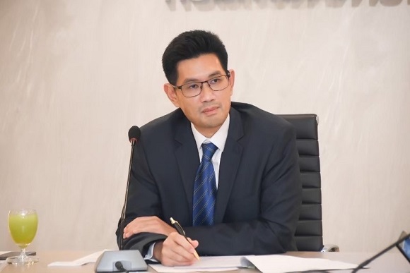 พาณิชย์เผยราคาปุ๋ยลดลงต่อเนื่อง แนะเกษตรกรรวมกลุ่มกันซื้อปุ๋ยตรงจากโรงงานราคาถูกกว่าท้องตลาด