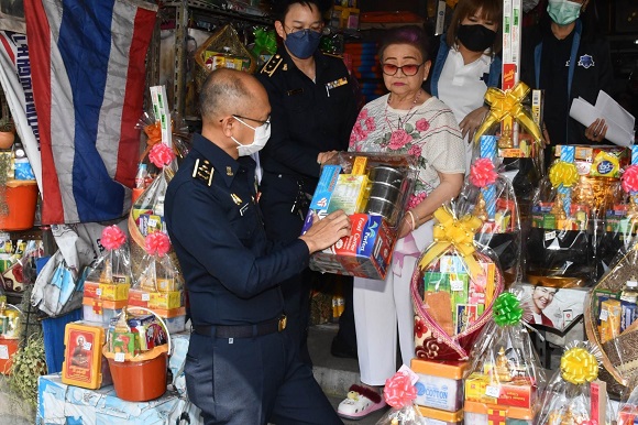 พาณิชย์ ส่งเจ้าหน้าที่ ตรวจเข้มร้าน-ห้าง ขายชุดสังฆทาน ชุดไทยธรรม ช่วงวันมาฆบูชา