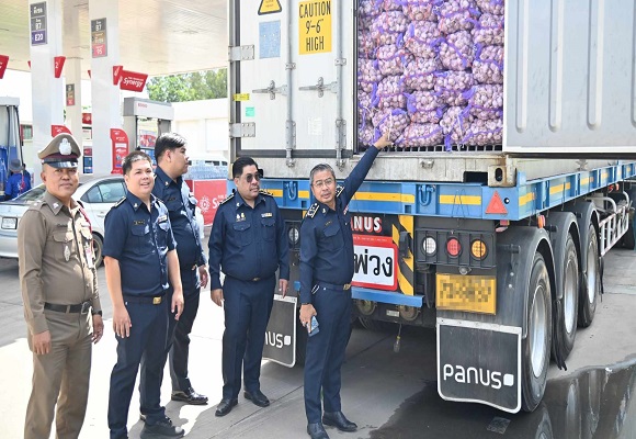 กรมการค้าภายในบุกจับขนย้ายกระเทียมเถื่อน 2.6 หมื่นกิโลกรัม มูลค่า 2 ล้านบาท