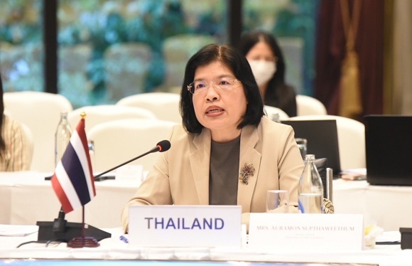 พาณิชย์ นำทีมถกทำ FTA ไทย-อียู รอบแรกที่บรัสเซลส์ ลุยเจรจา 19 เรื่องหลัก