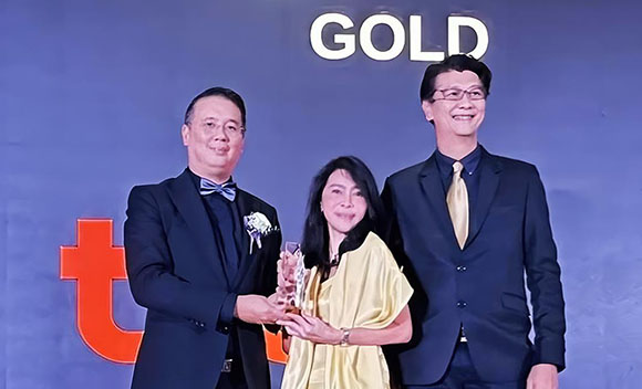 ทรู คอร์ปอเรชั่น ย้ำความมุ่งมั่นยกระดับประสบการณ์งานบริการลูกค้าระดับเวิลด์คลาส คว้ารางวัล Gold Award ระดับเอเชียแปซิฟิก จากเวที CC-APAC Awards 2024 ณ ประเทศสิงคโปร์