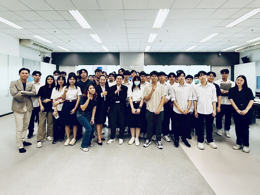 efin Group ร่วมจัดกิจกรรม ‘Friday Meeting’ แก่นิสิตหลักสูตร CEDT จุฬาฯ เสริมทักษะ Soft Skills และแนะแนววางแผนการเงินอย่างยั่งยืน