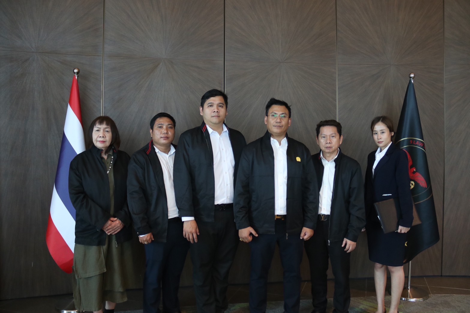 โบรกเกอร์ออกแรงช่วยประสานลูกค้ารายย่อยหุ้นกู้ ACAP เพื่อยื่นเอาผิดผู้บริหารเพิ่ม   