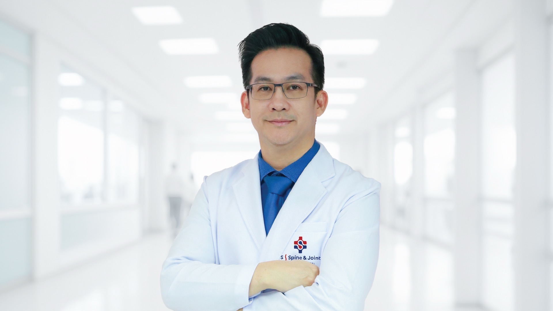 &ldquo;ไม่ล้มก็เสี่ยง&rdquo; เปิดความจริงกระดูกสันหลังยุบจากกระดูกพรุน