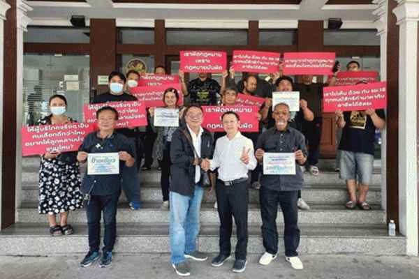 สองกลุ่มไดร์เวอร์ป้ายขาว–ป้ายเขียว ยื่นหนังสือถึงนายกรัฐมนตรีและหน่วยงานที่เกี่ยวข้อง