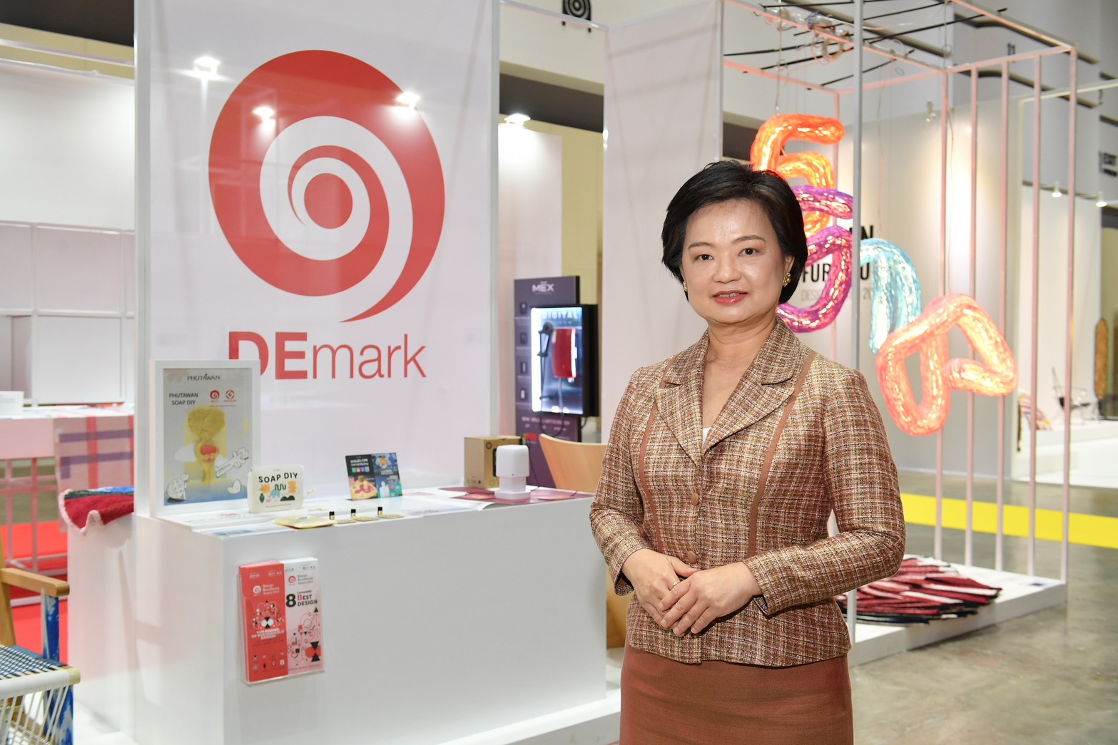 พาณิชย์จัดโครงการรางวัลการออกแบบยอดเยี่ยม ปี 2568 DEmark 2025 ภายใต้แนวคิด“THE LIVABLE CREATION”: สร้างสรรค์ อย่างน่าอยู่ 