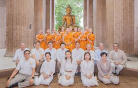 12 สามเณรน้อยจาก ‘สามเณรปลูกปัญญาธรรม ปี 11’ เข้าสู่พิธีบรรพชา เริ่มบทเรียนชีวิตด้วยหัวใจ ‘กตัญญูคู่ความดี’ ณ สถานปฏิบัติธรรม ธวีธรรม โคราช