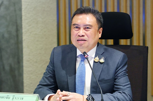 1a4Aพรชัย ฐีระเวช1