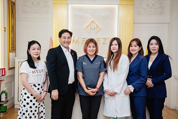 ‘MEDEZE’ ต้อนรับ CEO BHI Clinic เยี่ยมชมเทคโนโลยีแช่แข็งเซลล์รากผมแห่งแรกในเอเชีย