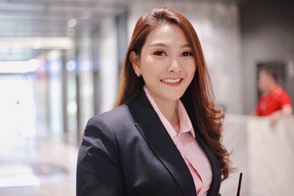 'ธรรมนัส' ตั้ง'อัยรินทร์' อดีตผู้ประกาศสาวนั่งเก้าอี้โฆษกกระทรวงเกษตรฯ(ฝ่ายการเมือง)