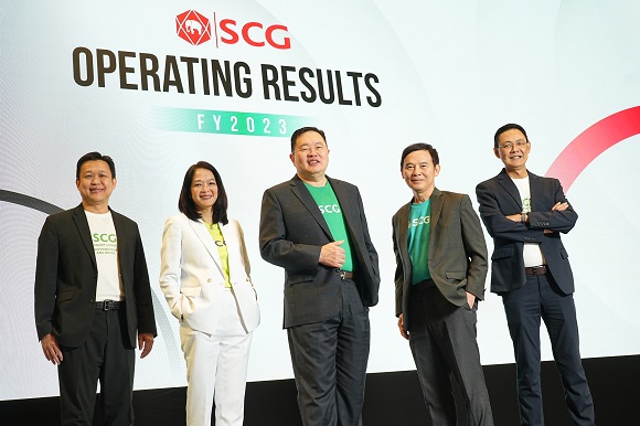 SCG แถลงผลประกอบการ ปี 2566 ท้าทายแต่ไม่ถอย เร่งเครื่องธุรกิจกรีน ส่งออกปูนคาร์บอนต่ำสู่อเมริกา ปิโตรเคมีเวียดนามเตรียมป้อนเม็ดพลาสติกสู่ตลาดโลก
