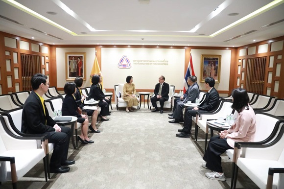 พาณิชย์ จับมือ ส.อ.ท. เสริมแกร่ง SMEs เข้าถึงจัดซื้อจัดจ้างภาครัฐ ดันสู่ออนไลน์