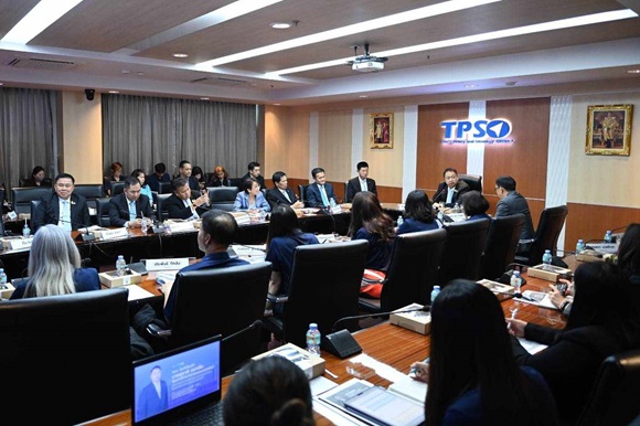 สุชาติ ยก สนค. มันสมองพาณิชย์ ขอเร่งงาน 5 ด้าน ขับเคลื่อนเศรษฐกิจการค้า