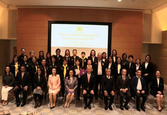 พิพัฒน์ วางทีมแรงงานญี่ปุ่นใหม่ มิ.ย. นี้ รุกส่งออกเพิ่ม 12 อาชีพ พร้อมผนึกอาสาสมัครดูแลแรงงานทั่วโลก