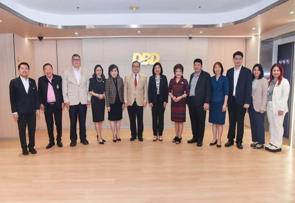 กรมพัฒน์ จับมือ ส.อ.ท. พัฒนา SME โชว์มีบริการช่วยเพียบ ตั้งแต่ให้ความรู้จนทำธุรกิจได้