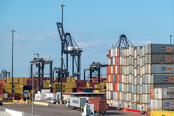 จีนคัดค้านการตั้งกำแพงภาษี 10% ต่อสินค้าจีน ของอเมริกา เตรียมยื่นฟ้อง WTO