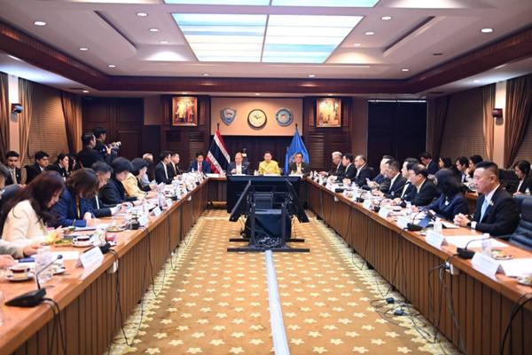 พิชัย ถกหอการค้าไทย โชว์แผนเร่ง FTA ดึงลงทุน ดันส่งออกเกษตร ปราบสินค้าด้อยคุณภาพ