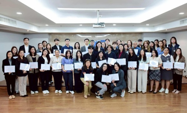 พาณิชย์ มอบประกาศนียบัตรผู้เชี่ยวชาญระบบงาน ICP รุ่นที่ 9 จำนวน 82 ราย