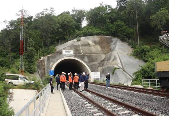 กรมการขนส่งทางราง (ขร.) ตรวจความพร้อม รถไฟทางคู่ช่วงมาบกะเบา-ชุมทางถนนจิระ