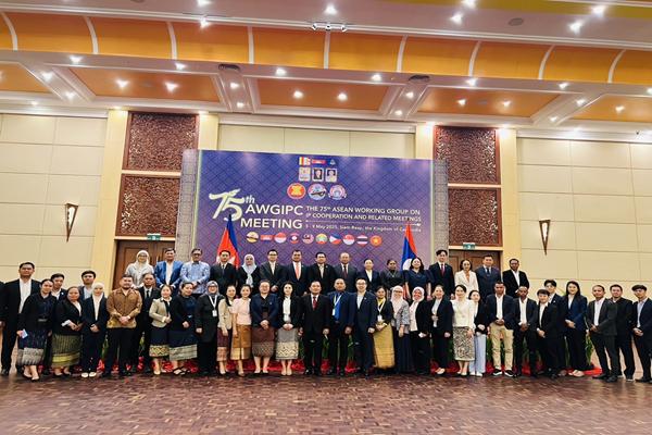 อาเซียนเดินหน้า