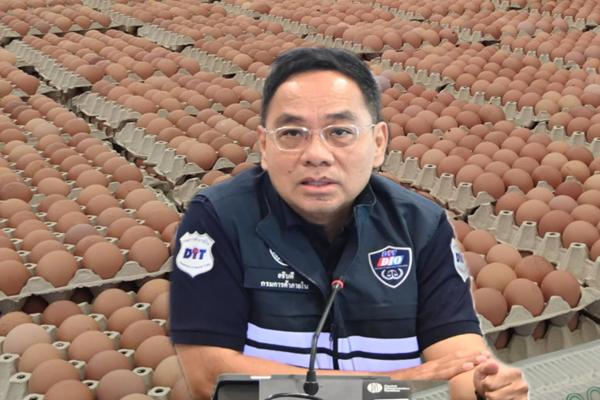 พาณิชย์ เกาะติดไข่ไก่ ยันปริมาณเพียงพอ เตรียมขายไข่ถูกผ่านโมบาย-งานธงฟ้า