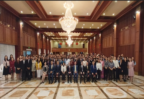 สถานเอกอัครราชทูตจีนประจำประเทศไทย จัดงานสังสรรค์สำหรับคนไทยผู้เข้ารับการอบรมที่ประเทศจีนในปี 2567      