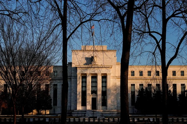 Ex-senior Federal Reserve advisor charged with economic espionage to benefit China