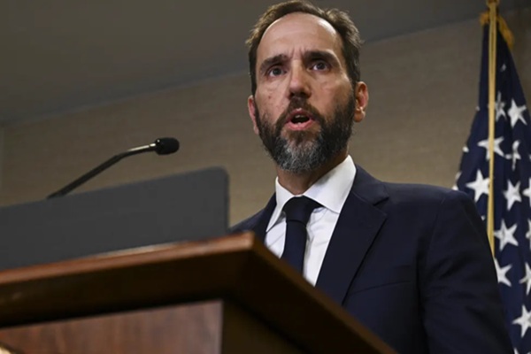 Special counsel Jack Smith resigns from DOJ as Trump’s fight to block final report continues
