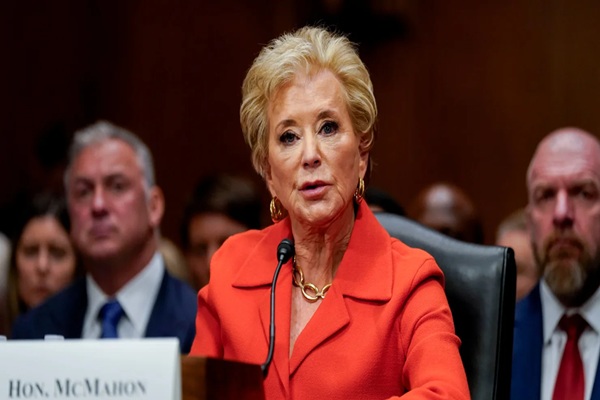 What dismantling the Department of Education could mean for colleges, student loans and college access