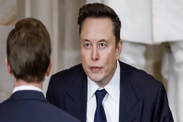 Staffer with Elon Musk’s DOGE amplified white supremacists online