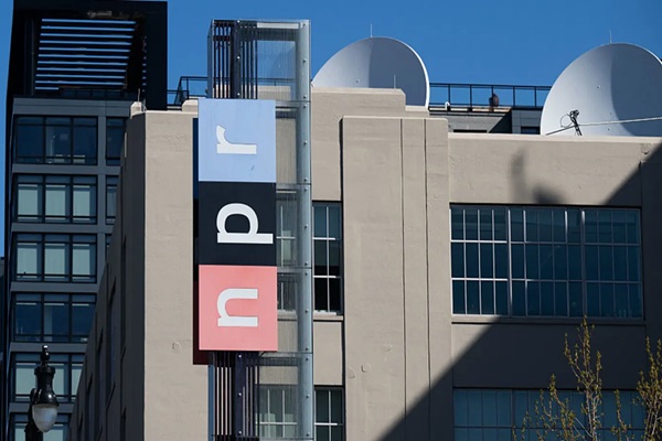 Trump signs executive order to stop federal funding for NPR and PBS