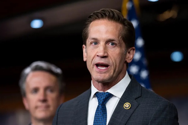 Republican congressman suggests some children receiving free school lunches should work at McDonald’s instead