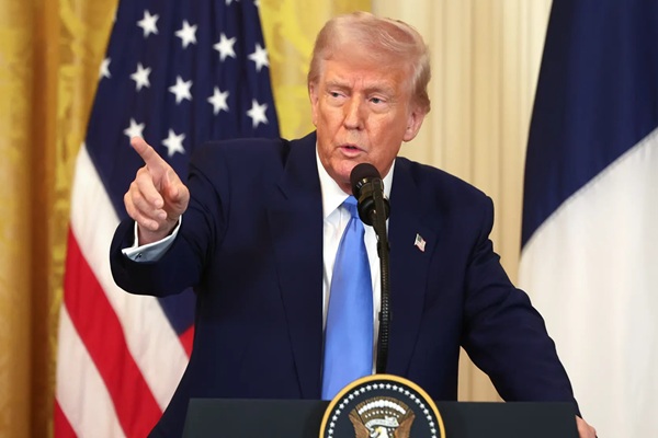 Trump, top aides fuel tariff confusion by questioning reciprocal exemptions