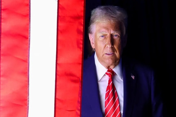 Trump agrees to DOJ background checks on administration nominees, appointments