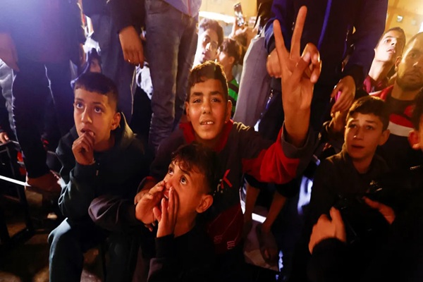 Israel and Hamas reach Gaza ceasefire and hostage deal