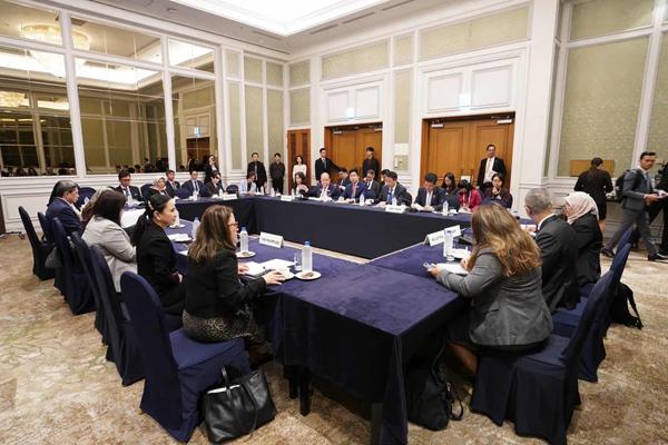 ถกรัฐมนตรีเศรษฐกิจ