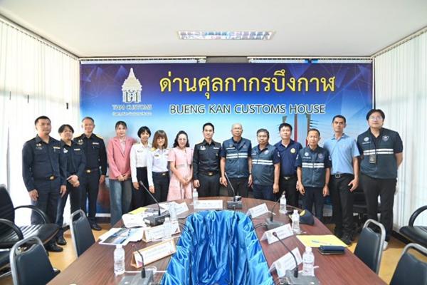 พาณิชย์ตรวจติดตามสถานการณ์ การค้าชายแดนด้านราคาสินค้า และปริมาณ คุมเข้มการขนย้ายสินค้าเกษตร เพื่อสร้างความเป็นธรรมให้กับเกษตรกร