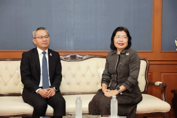 พาณิชย์ ผนึก SME D Bank เสริมแกร่ง SME ใช้ประโยชน์ไอพี เข้าถึงเงินทุน