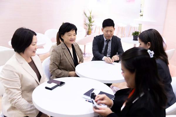 DITP ถกผู้นำเข้าอาหารรายใหญ่ในสวิตเซอร์แลนด์-เยอรมนี ผลักดันซื้อสินค้าไทยเพิ่ม