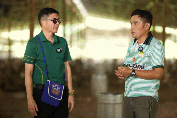 ผู้จัดการ ธ.ก.ส.เยี่ยมชมงานสุวิทย์ฟาร์ม ต้นแบบฟาร์มเป็ดออแกนิก จังหวัดอุบลราชธานี