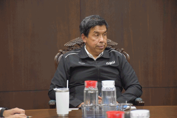 ผู้บริหาร บจก.อากาศสดใส ผู้ผลิตหอฟอกอากาศ'ตะวันฉาย'กำจัดฝุ่น PM 2.5 เข้าพบท่านผู้ว่าราชการกรุงเทพมหานคร