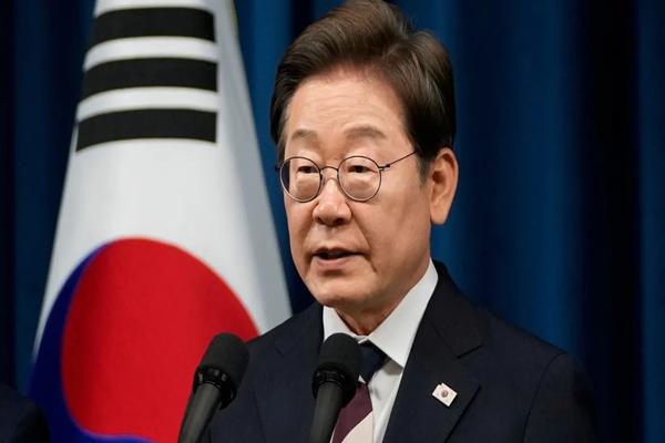 อี แจมยอง