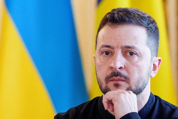 White House is considering inviting Zelenskyy to Alaska