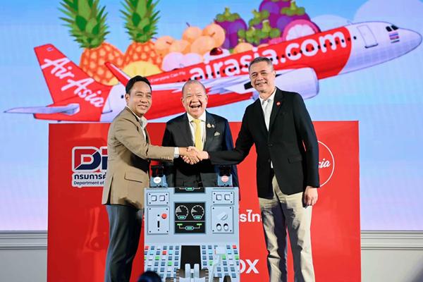 พิชัย ช่วยชาวสวน ดึง 'ไทยแอร์เอเชีย' ซื้อผลไม้ทำเมนูอาหาร-เครื่องดื่มเสิร์ฟบนเครื่องบิน      