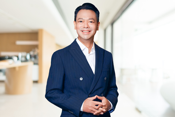 BAMดร.รักษ์ วรกิจโภคาทร CEO