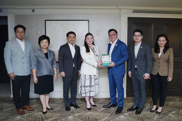 จตุพร-ฉันทวิชญ์ ถกผู้บริหาร Clark Associates Inc. ผลักดันนำเข้าสินค้าไทยเพิ่ม