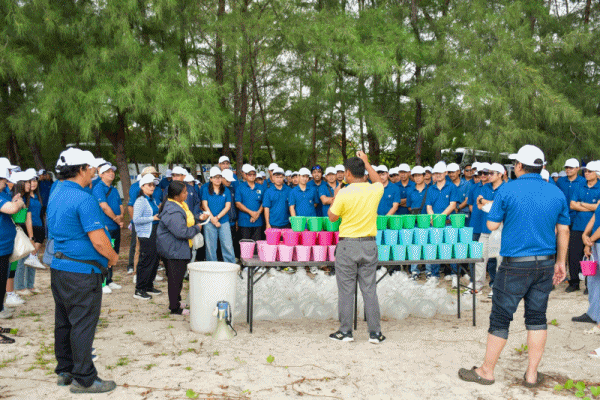 TTW SAVE THE SEA จิตอาสาร่วมฟื้นฟูสิ่งแวดล้อม ปล่อยพันธุ์สัตว์น้ำ คืนชีวิตสู่ท้องทะเลไทย