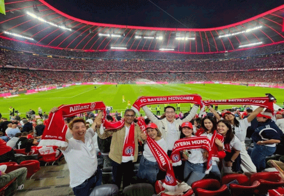 ทริปเอ็กซ์คลูซีฟ